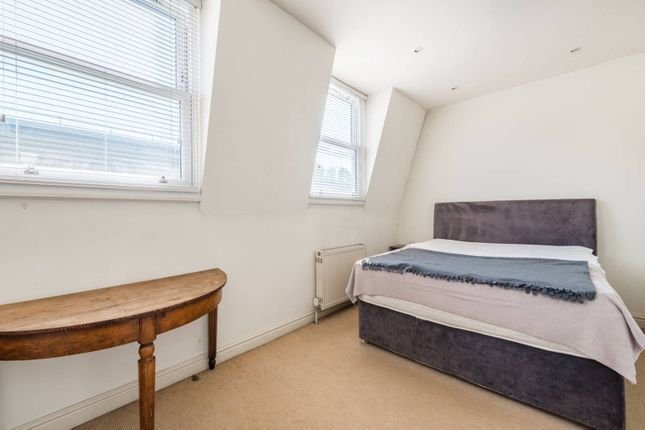 Apartment in Holland Park, Kensington And Chelsea, England 4 - 16772323