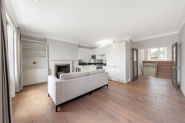 Apartment in The Boltons, Kensington And Chelsea, England 2 - 16772444