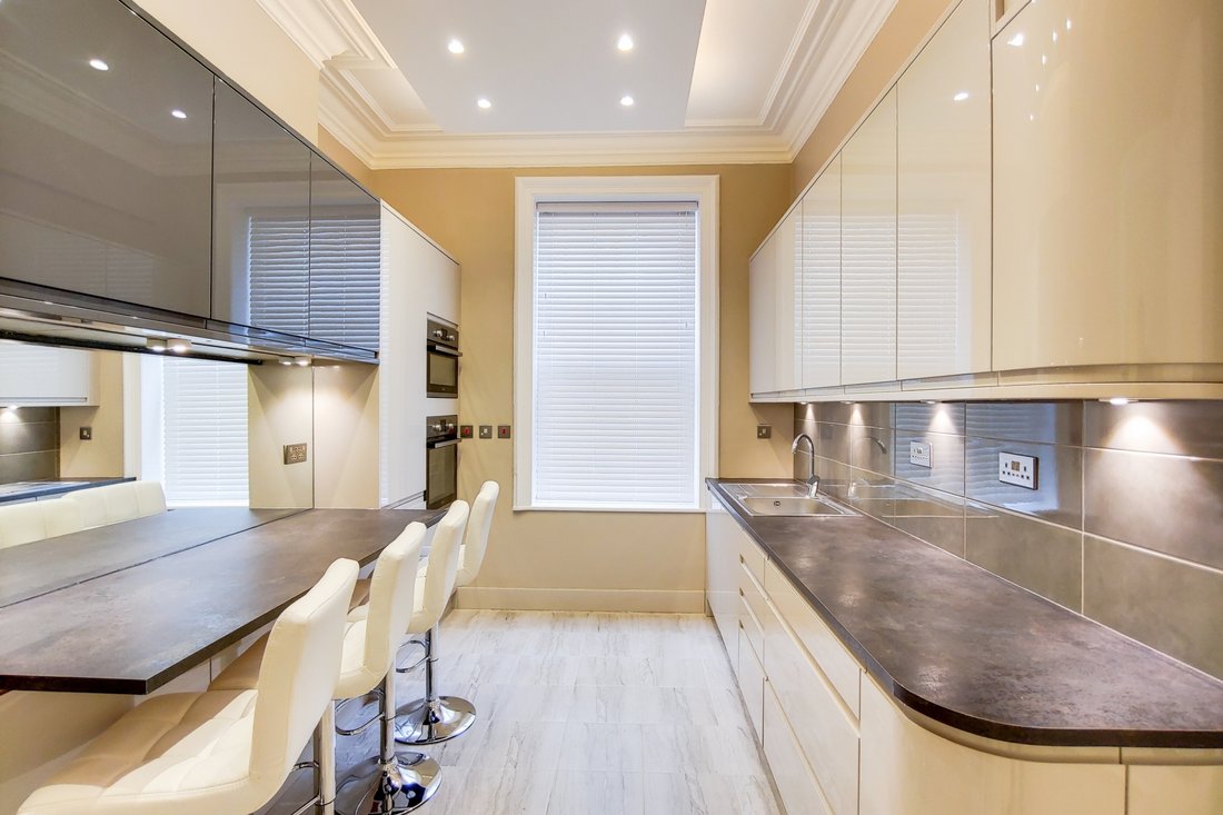 Apartment in Charing Cross, Westminster, England 5 - 16772460