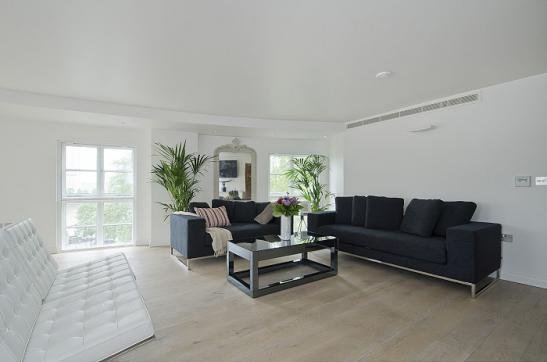 Apartment in Charing Cross, Westminster, England 2 - 16772413