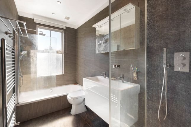 Apartment in Ladbroke Grove, Kensington And Chelsea, England 5 - 16772466
