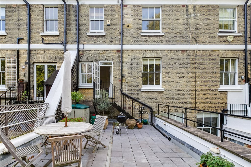 Apartment in Earls Court, Kensington And Chelsea, England 1 - 16772468