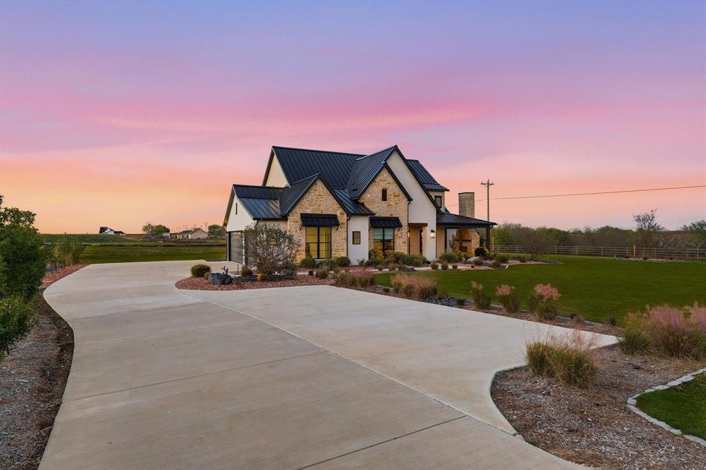 House in Maypearl, Texas, United States 2 - 16771773