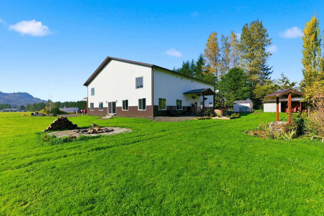 House in Skamokawa Valley, Washington, United States 1 - 16772087