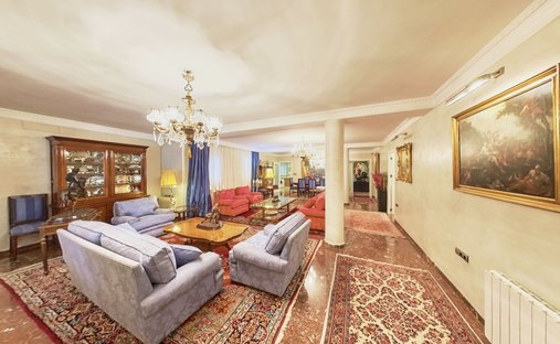 Apartment in Casco Antiguo, Seville, Spain 1