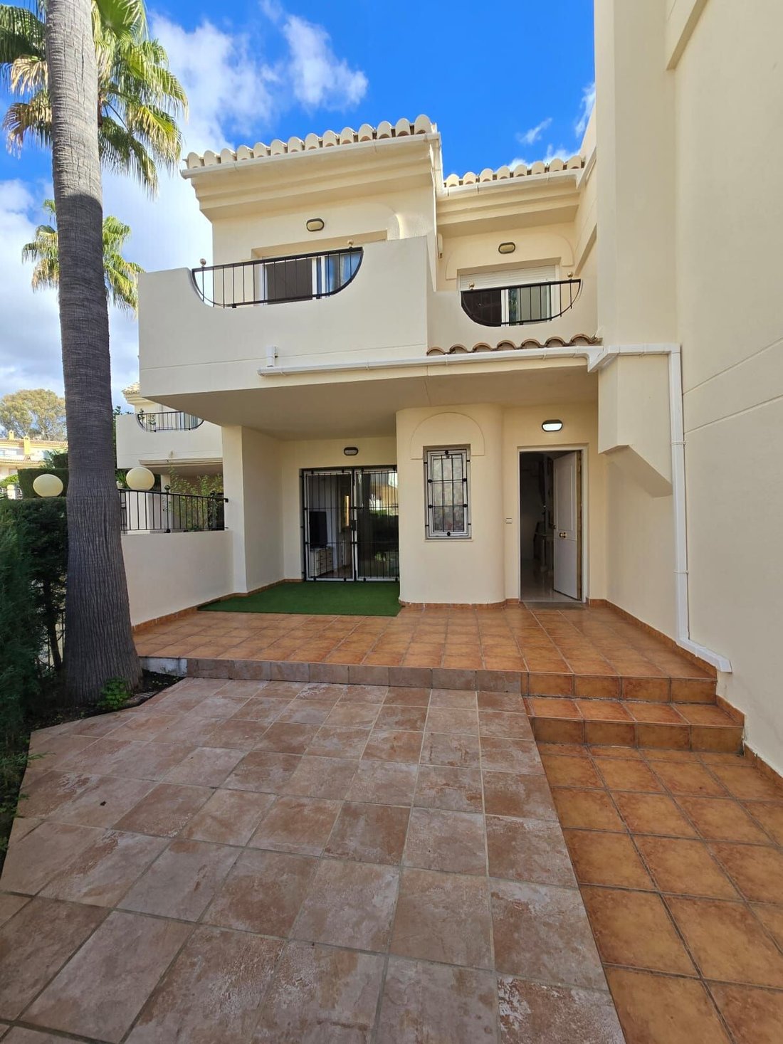 Townhouse in Marbella, Andalusia, Spain 2 - 16739550