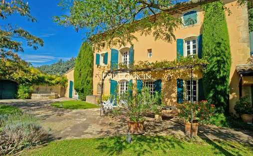 Villa in Cavaillon, Provence-Alpes-Côte d'Azur, France 1