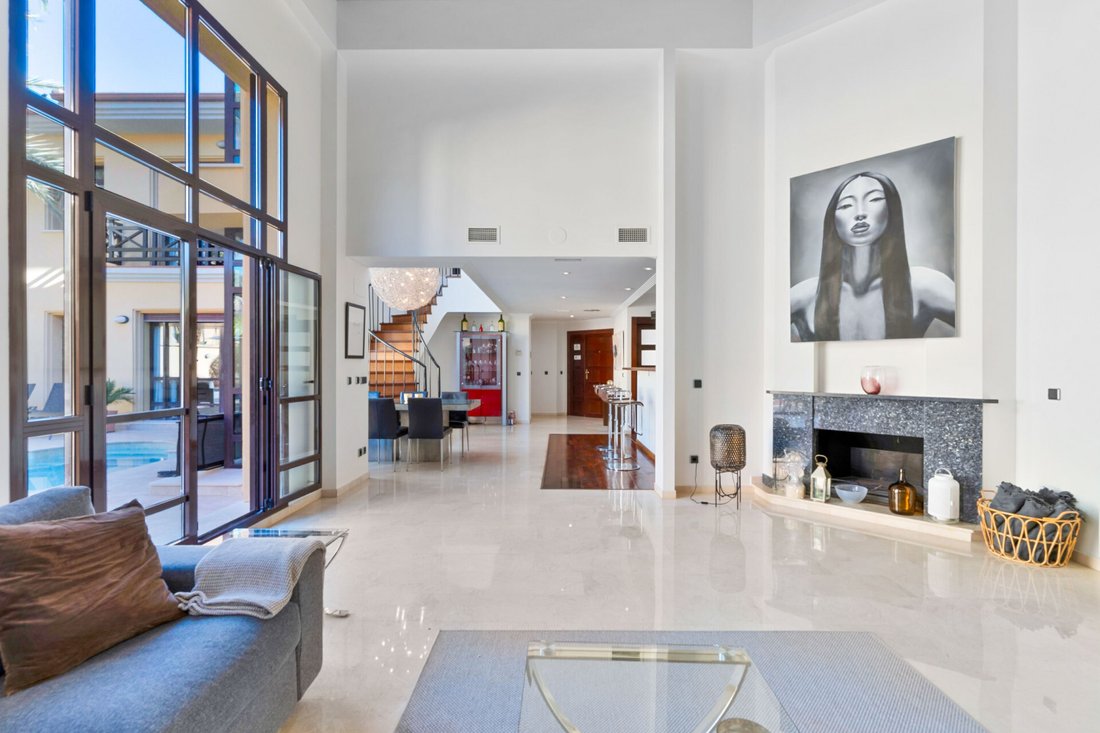 Villa in Puerto Banús, Marbella, Spanien 4 - 16774393