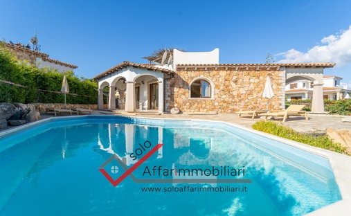 Villa in Center, Olbia, Italy 1