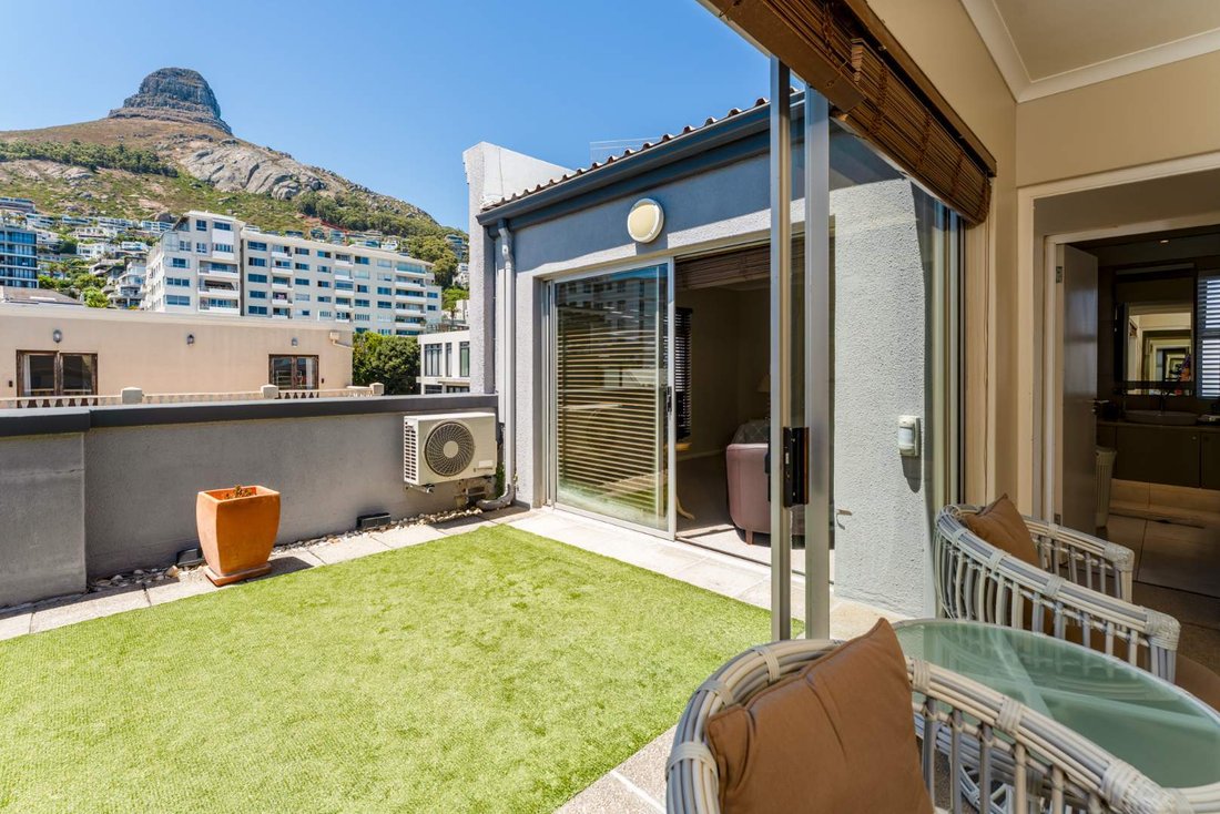 House in City Centre, Cape Town, South Africa 1 - 16774338