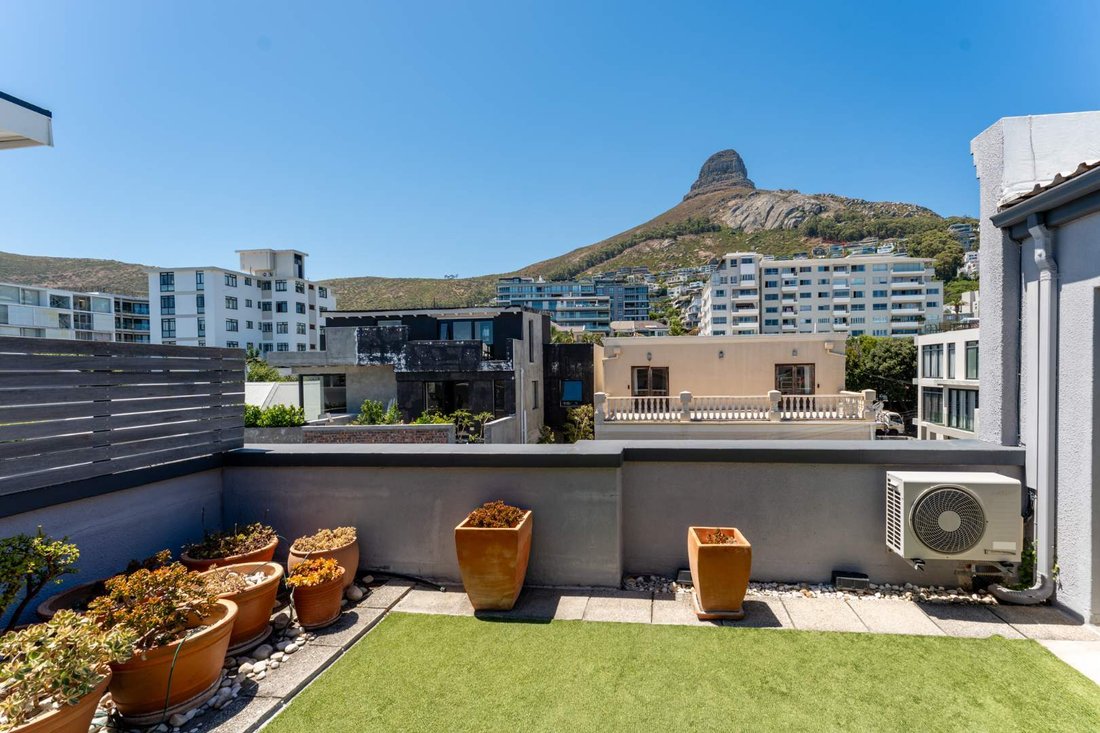 House in City Centre, Cape Town, South Africa 2 - 16774338