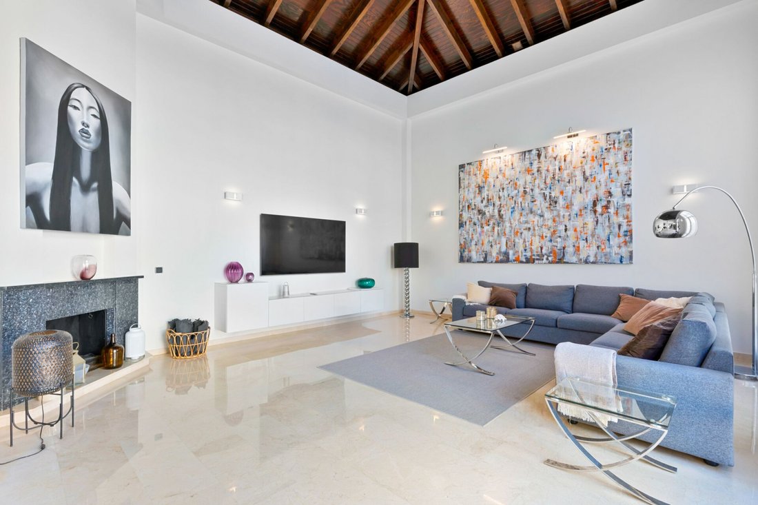 Villa in Puerto Banús, Marbella, Spanien 3 - 16774393