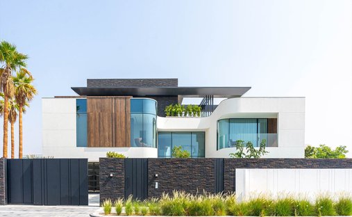 Villa in Dubai, Dubai, United Arab Emirates 1