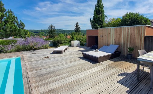 Castle for Sale in Vesoul, Bourgogne-Franche-Comté, France