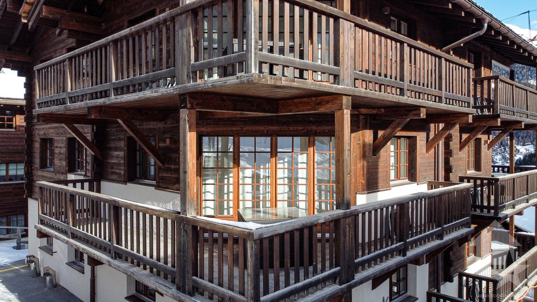 Attractive Apartment In The Village Center