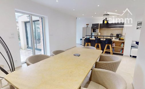 Chateau Orleans South