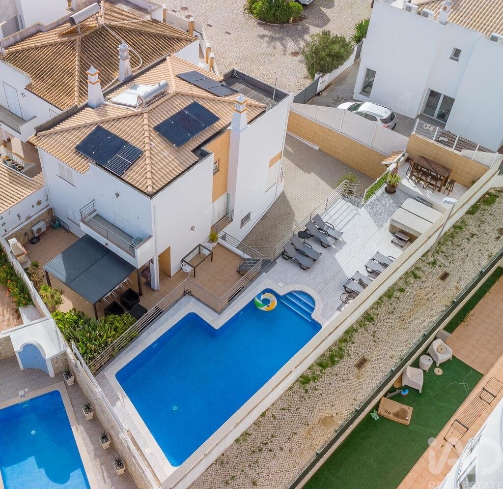 Townhouse in Olhos de Agua, Algarve, Portugal 2 - 16217535
