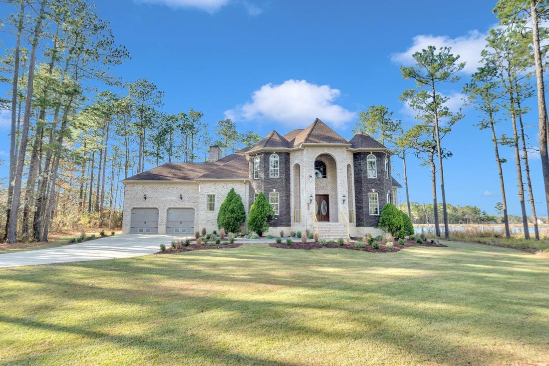 House in Belhaven, North Carolina, United States 1 - 16774975