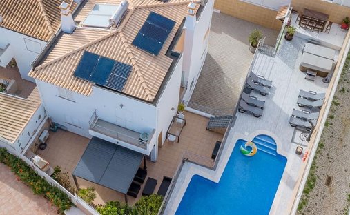 Townhouse in Olhos de Agua, Algarve, Portugal 1