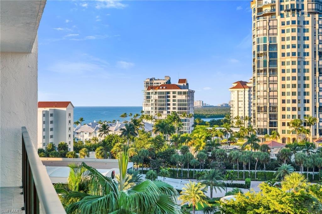 Condo in Naples, Florida, United States 5 - 16775187