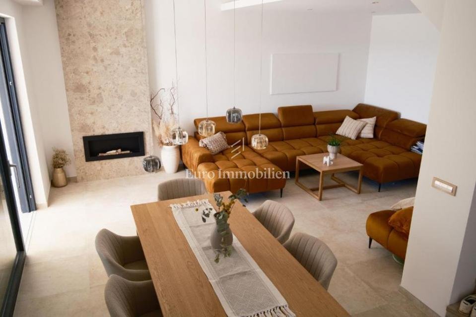 House in Krk, Primorje-Gorski Kotar County, Croatia 4 - 16774854