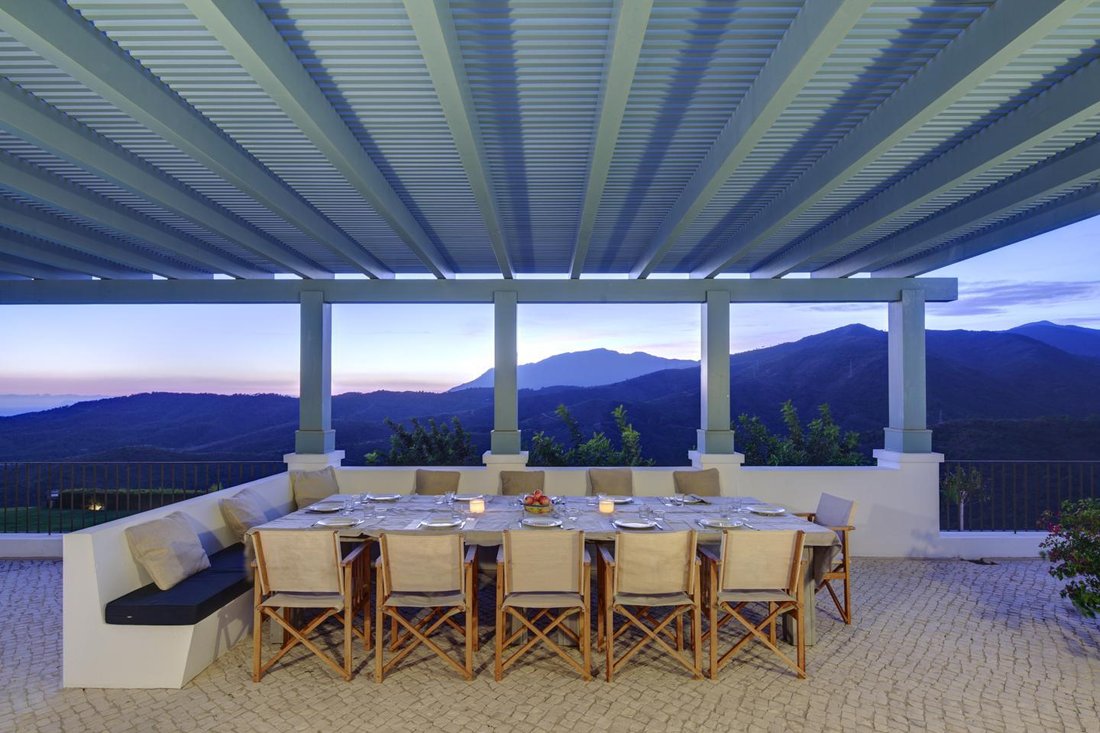 Villa in Benahavis, Andalusia, Spain 1 - 16775481