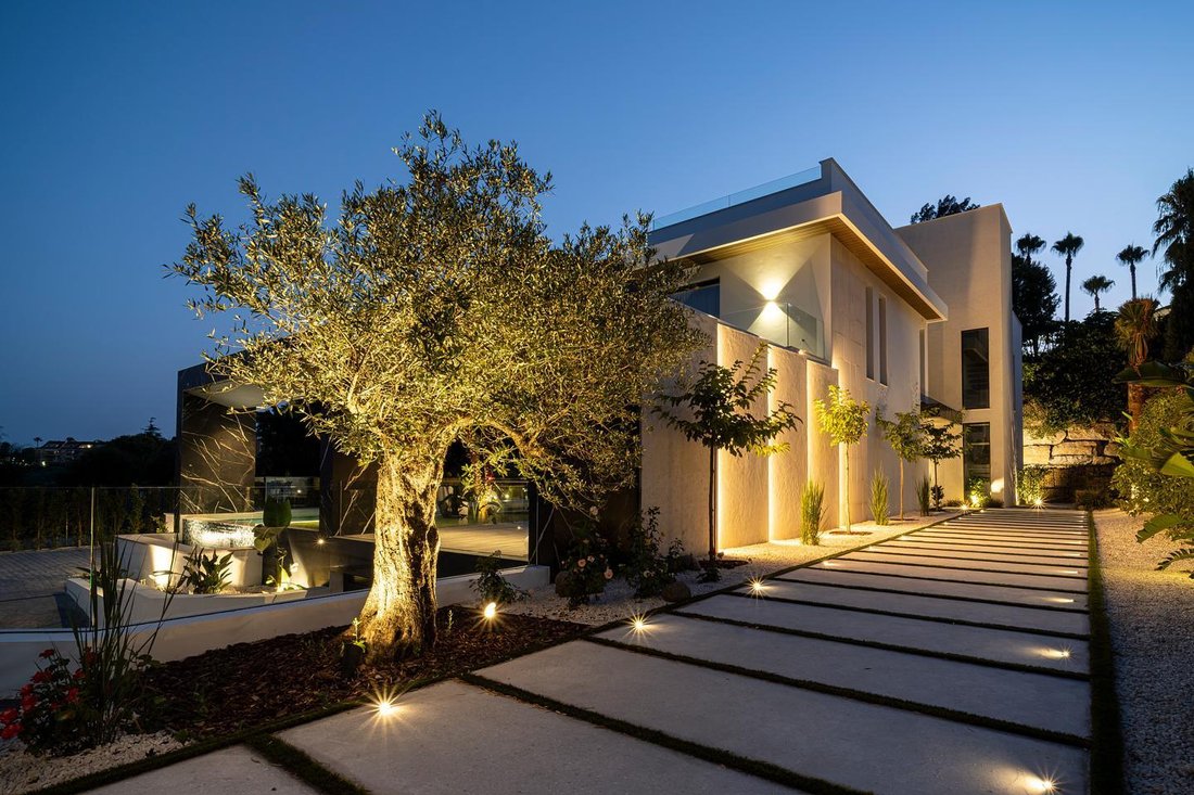 Villa a El Paraíso, Benahavís, Spagna 1 - 16776033