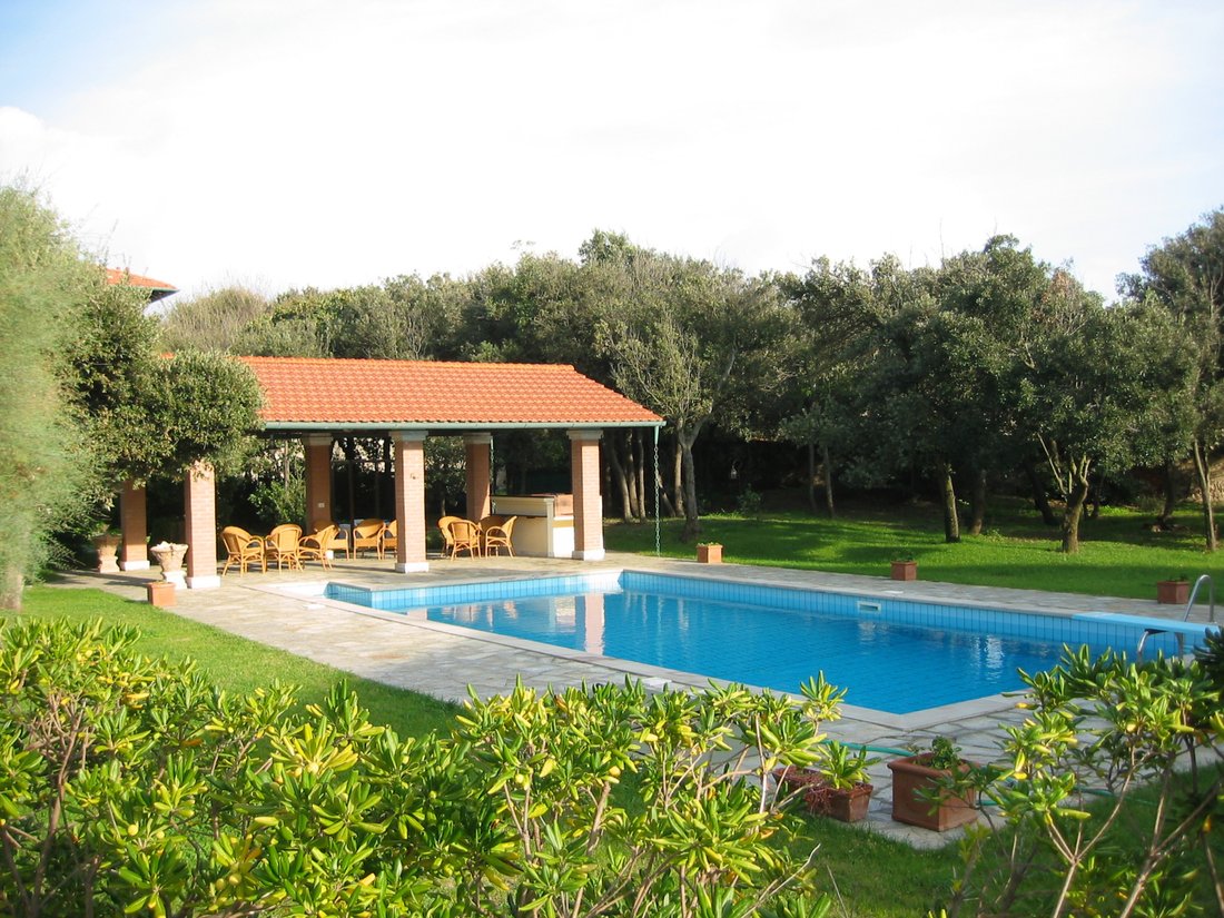 Villa in Marina di Pisa, Pisa, Italy 3 - 16776311