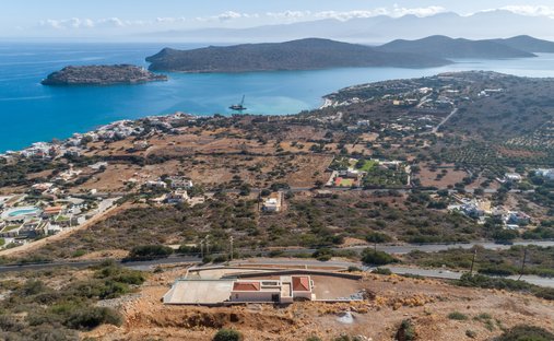 Villa in Community of Vrouchas, Agios Nikolaos Municipal Unit, Greece 1