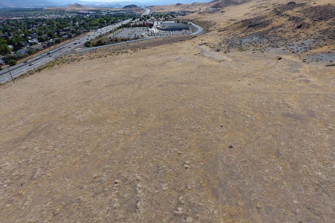 Land in Sparks, Nevada, United States 1 - 16776606