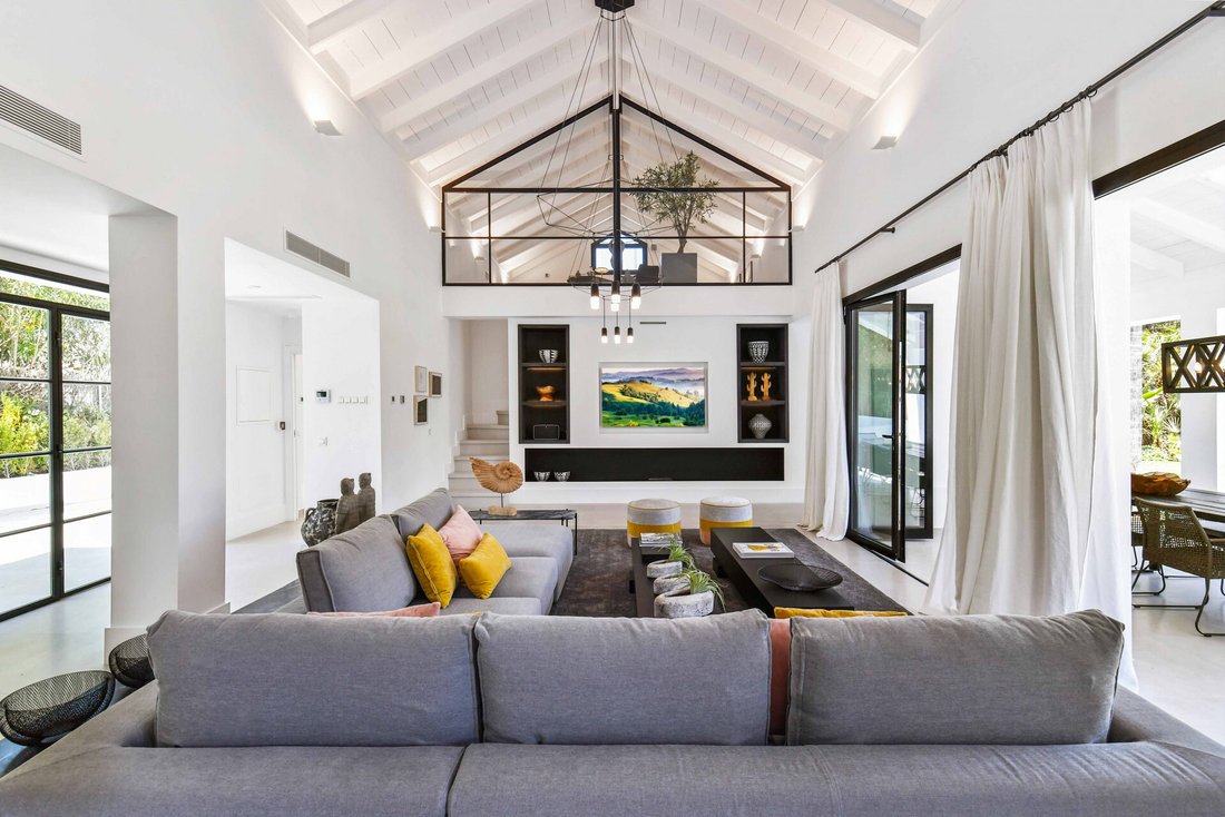 Villa in Nueva Andalucia, Marbella, Spain 5 - 16776703