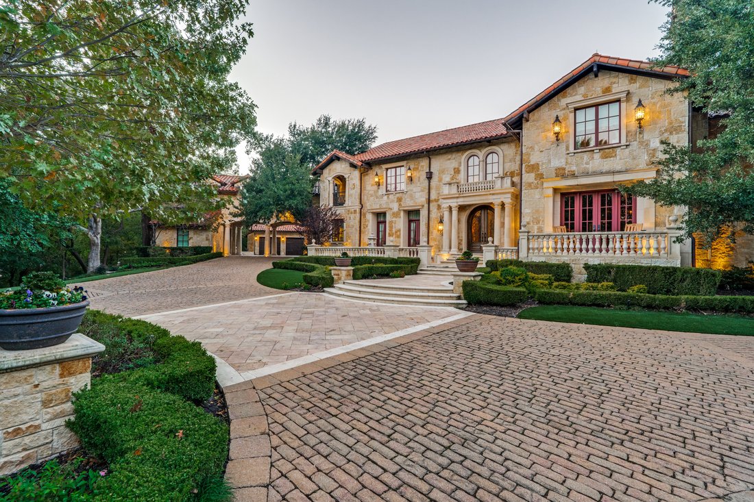 House in Coppell, Texas, United States 2 - 16776699