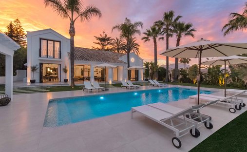 Villa in Nueva Andalucía, Marbella, Spanien 1