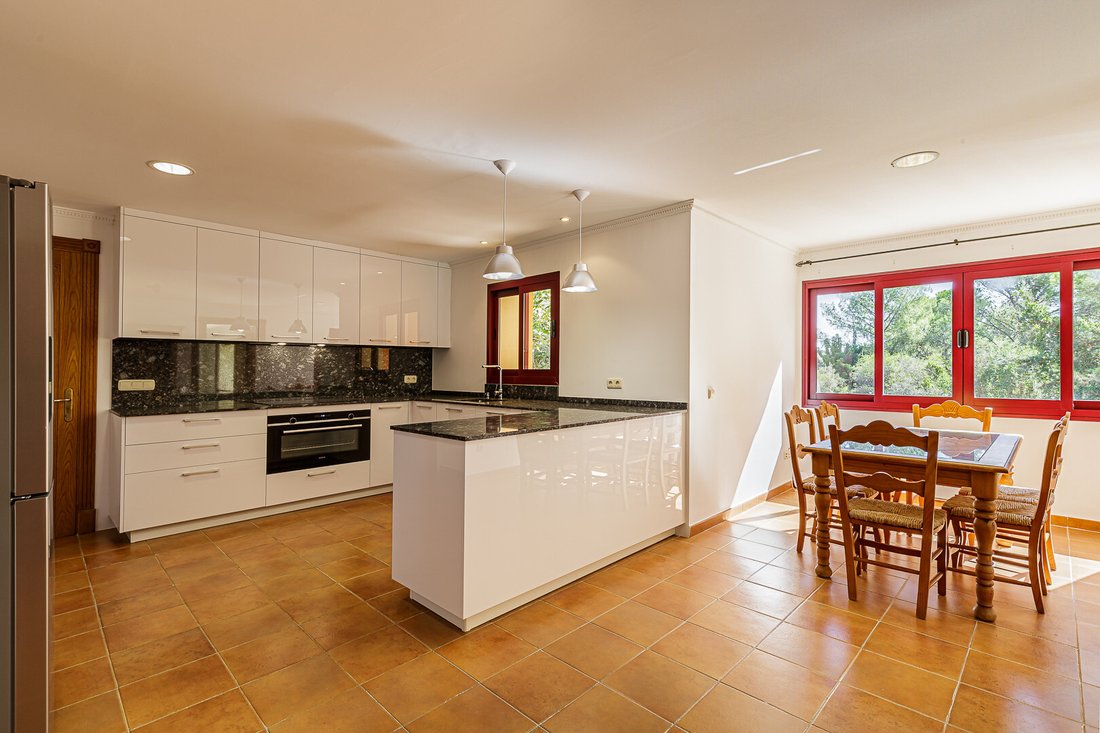 Villa in Sierra Blanca, Marbella, Spain 3 - 16776774