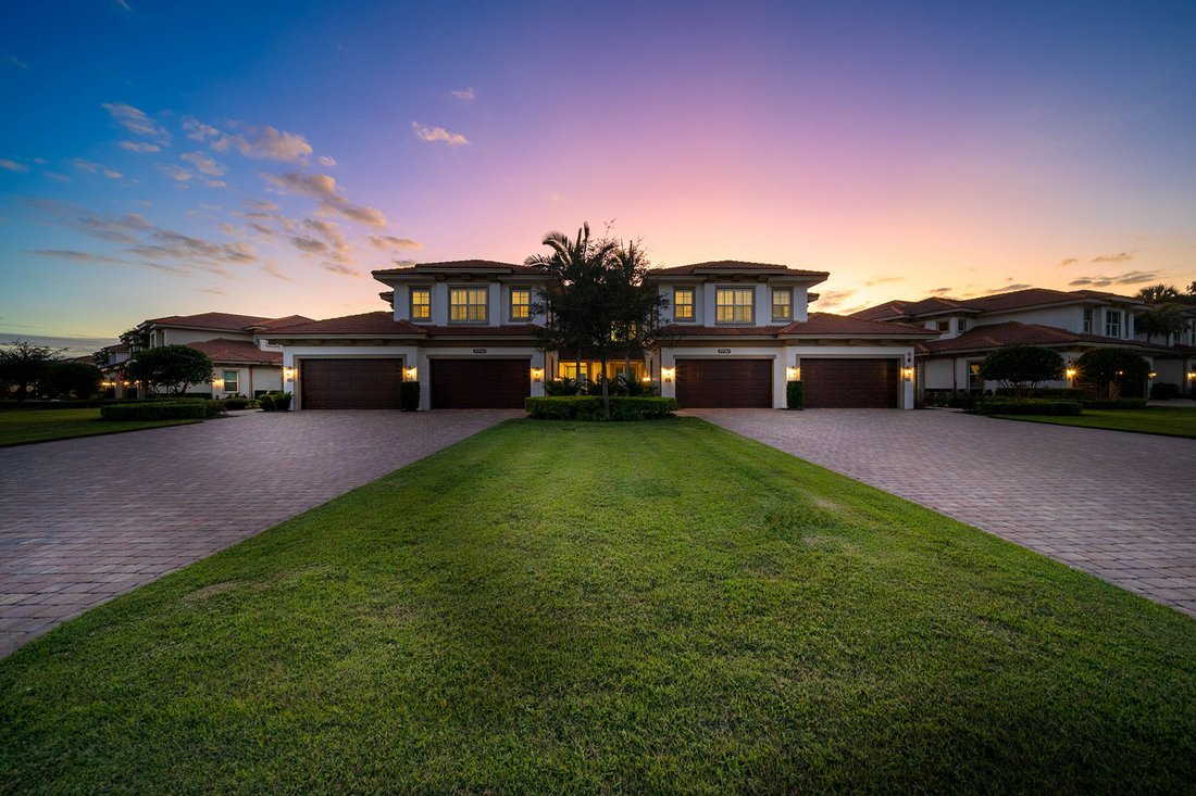 Condo in Naples, Florida, United States 1 - 16776692