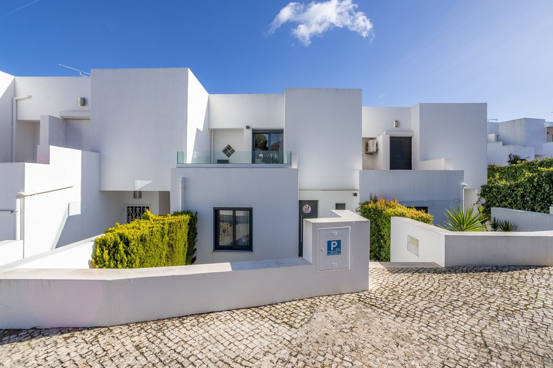 House in Loule (Sao Clemente), Algarve, Portugal 3 - 16775959