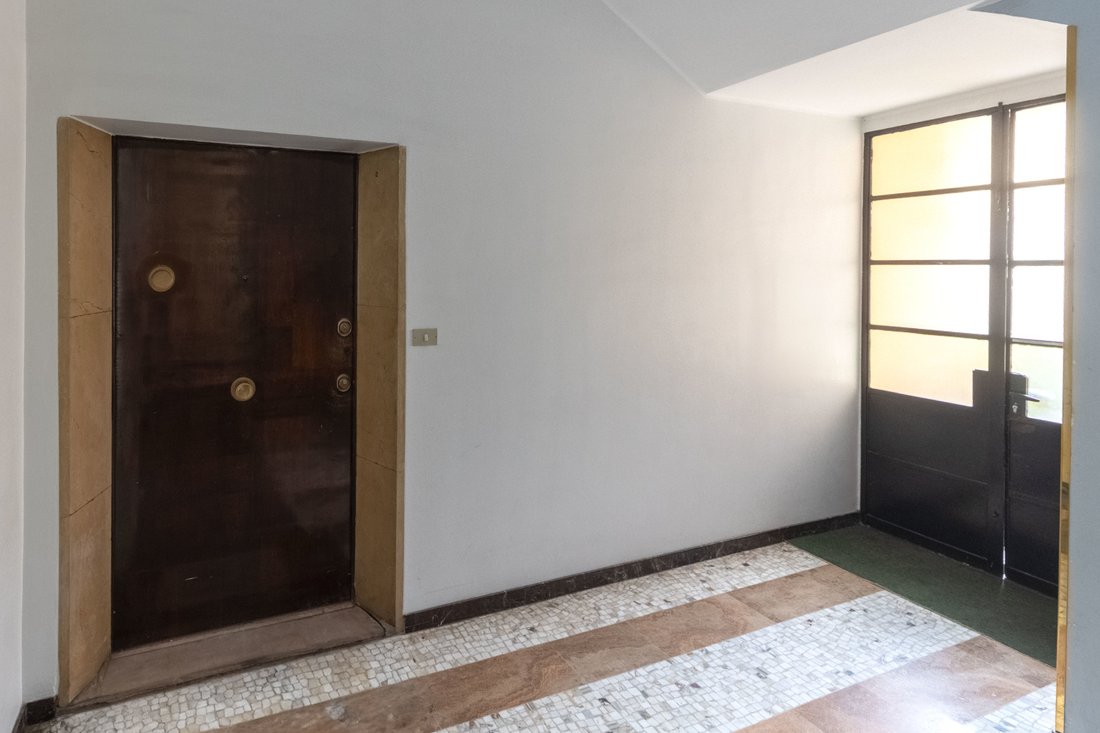 Apartment in Porta Venezia - Repubblica, Milan, Italy 3 - 16776930