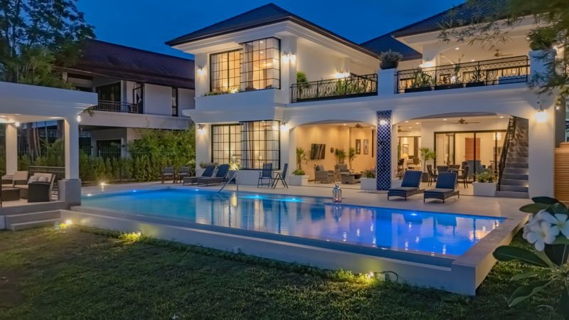 Villa in Choeng Thale, Phuket, Thailand 2 - 16781941