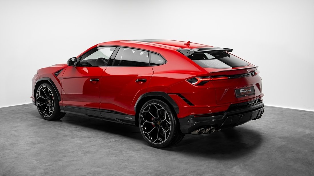 Suv in Dubai, Dubai, United Arab Emirates 2 - 16782073