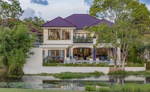 Villa in Choeng Thale, Phuket, Thailand 1
