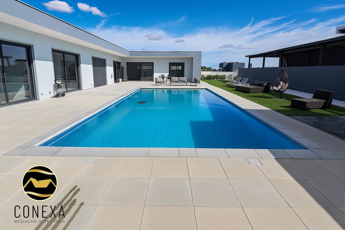 Villa in Quelfes, Algarve, Portugal 1 - 16753186