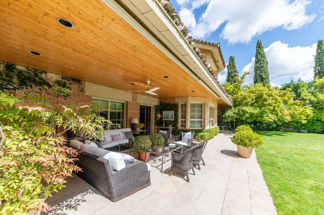 Chalet in Somosaguas, Pozuelo de Alarcon, Comunidad de Madrid 3 - 16779450