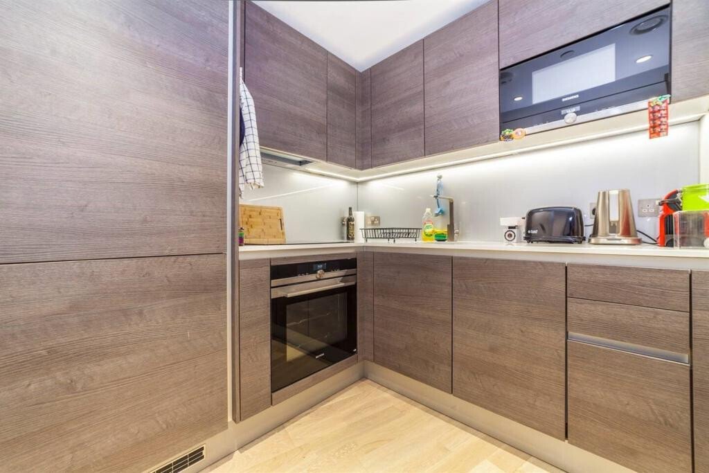Apartment in Camden Town, Camden, England 3 - 16777225