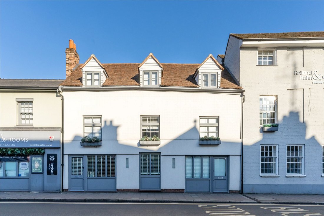 House in Hampton Wick, Richmond Upon Thames, England 1 - 16776853