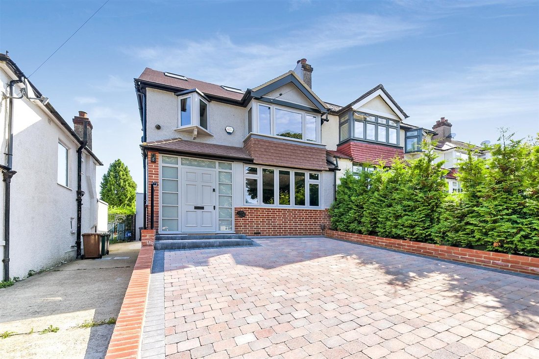 House in Banstead, Reigate and Banstead, England 1 - 16780245