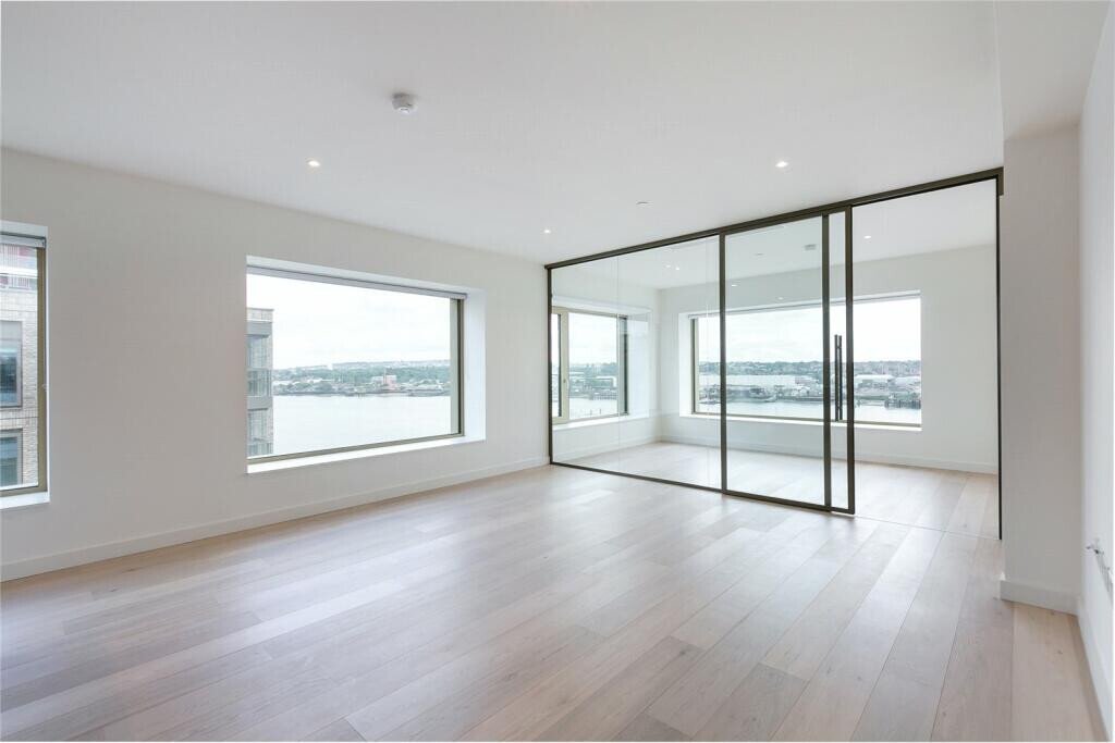 Wohnung in Victoria Docks, Newham, England 3 - 16777066