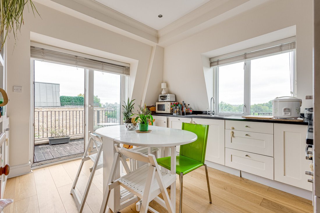 Apartment in Hurlingham, Hammersmith and Fulham, England 2 - 16780010