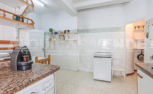 Castle for Sale in Casco Antiguo, Seville, Spain