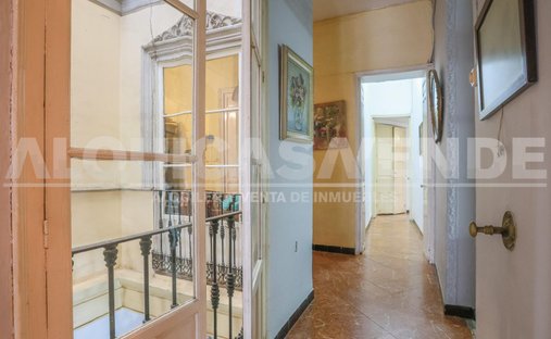 Castle for Sale in Casco Antiguo, Seville, Spain