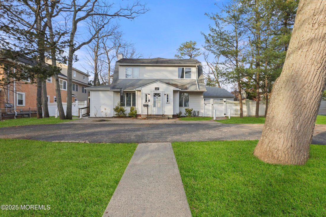 House in Lakewood Township, New Jersey, United States 1 - 16780724